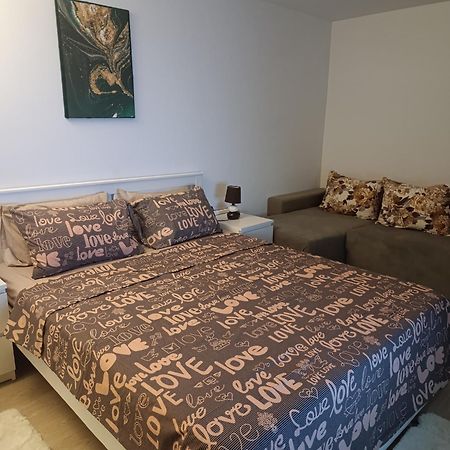 Garsoniera Rebecca Appartement Tîrgu Ocna Buitenkant foto