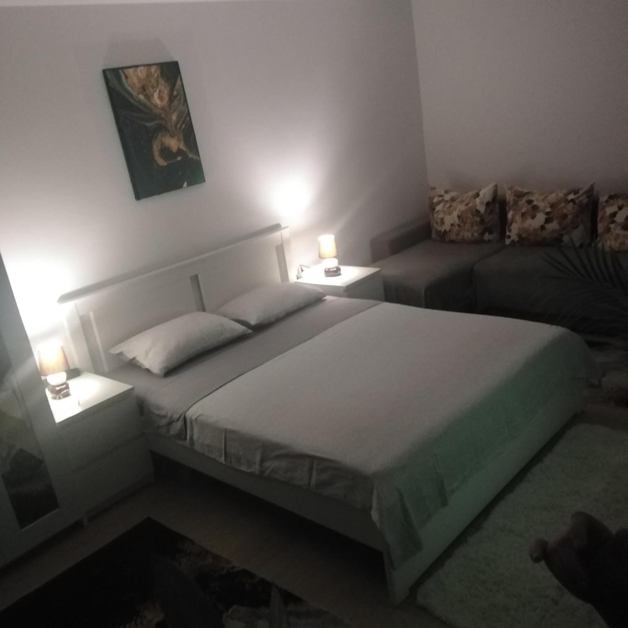 Garsoniera Rebecca Appartement Tîrgu Ocna Buitenkant foto